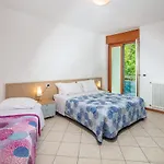 Monaco 公寓 *