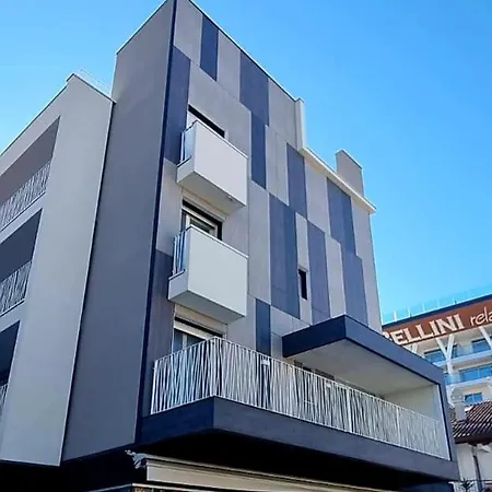Monaco Apartment *